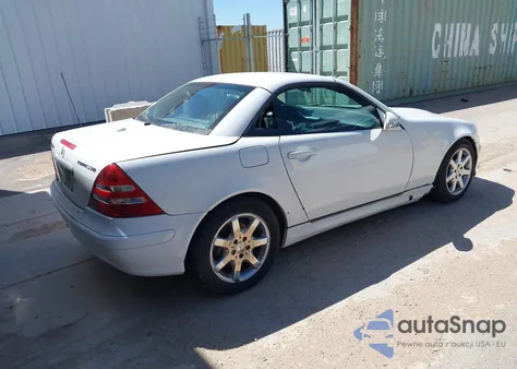 2001 Mercedes-Benz Slk 230 Kompressor из США, поврежденный, VIN WDBKK49FX1F218767